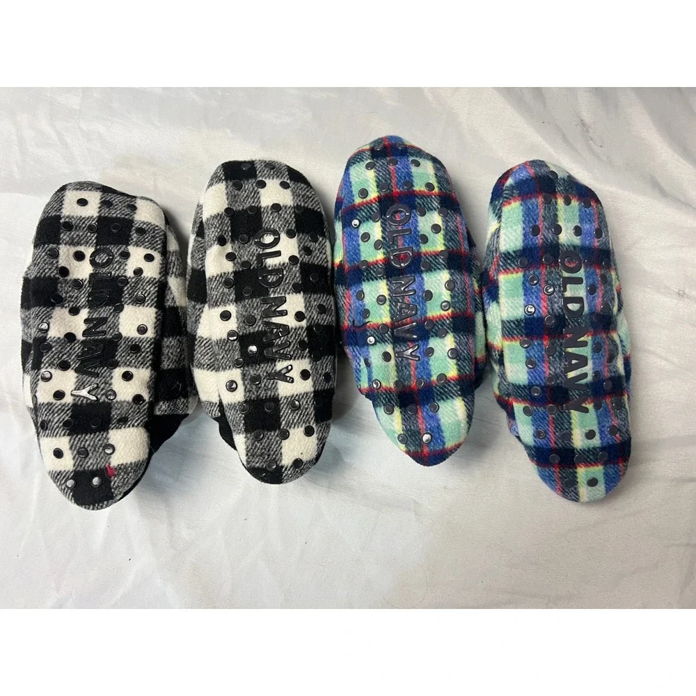 Old Navy Plaid Fleece Slipper Socks Bundle 2 Pairs Buffalo Check Tartan Grippers